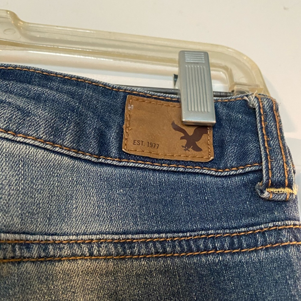 AE Jeans - Picture 3 of 5